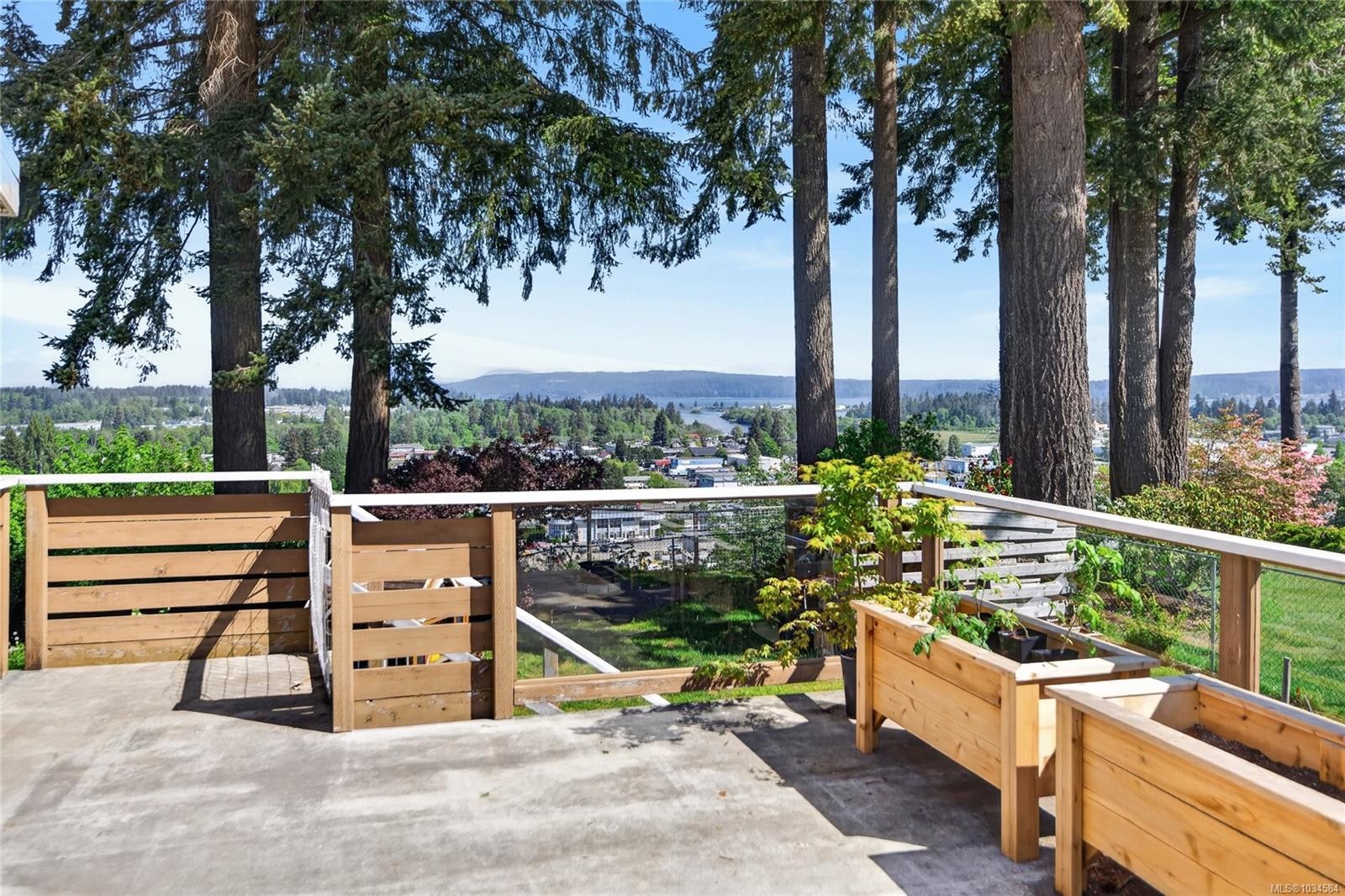 1820 Treelane Rd, Campbell River, BC