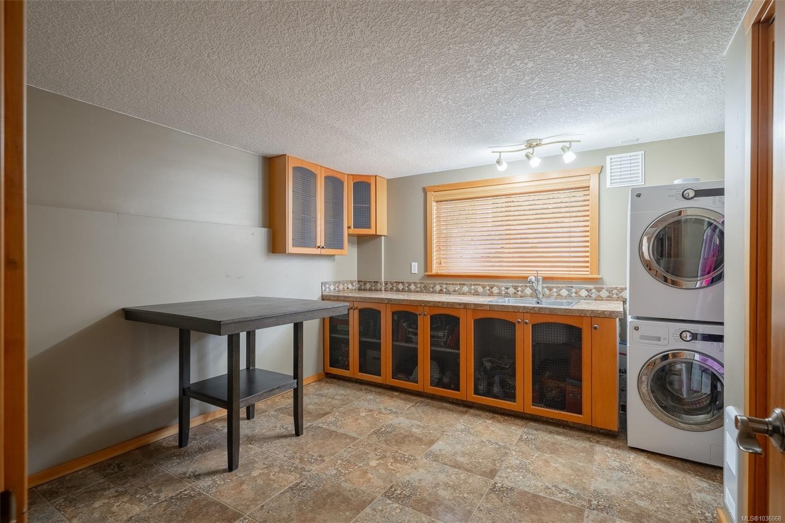 437 Davis Rd, Ladysmith, BC