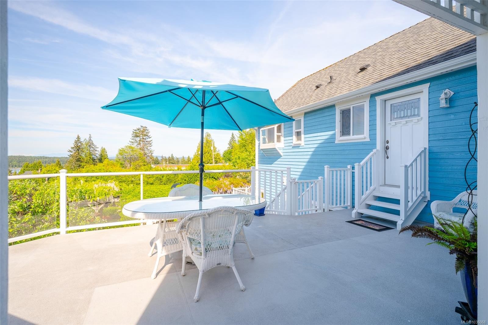 437 Davis Rd, Ladysmith, BC