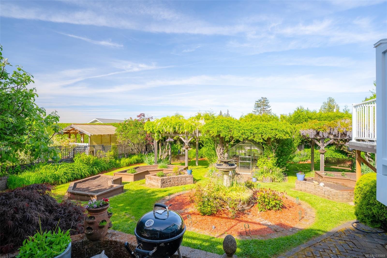 437 Davis Rd, Ladysmith, BC