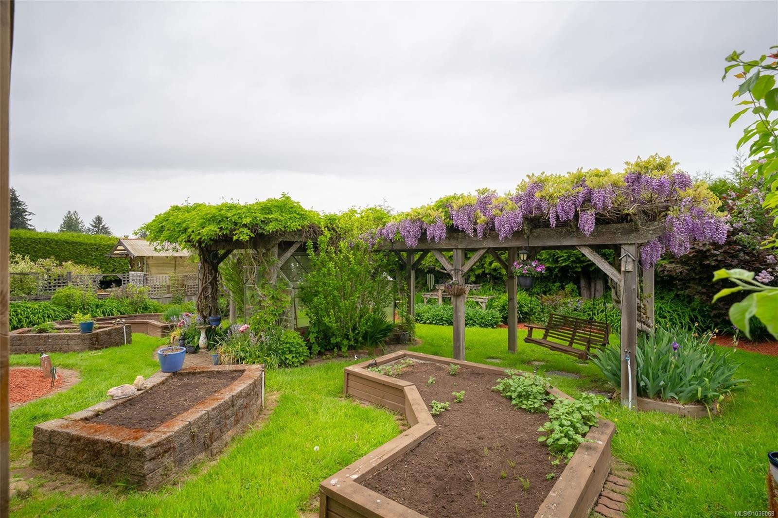 437 Davis Rd, Ladysmith, BC