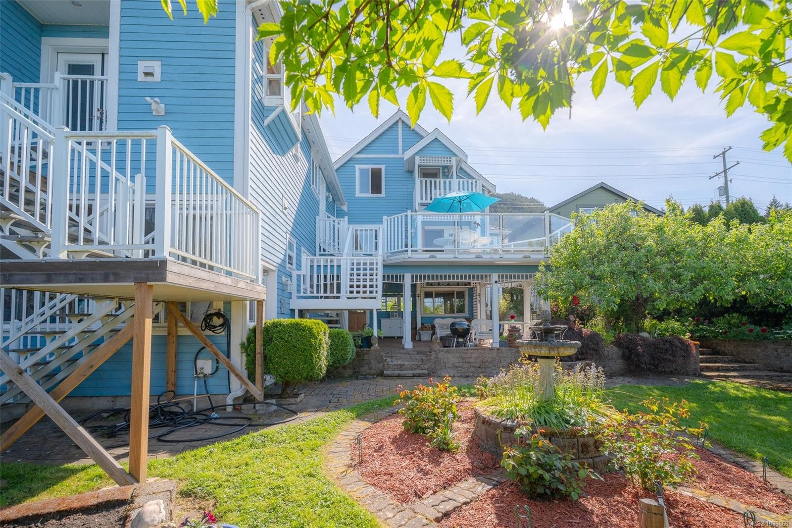 437 Davis Rd, Ladysmith, BC