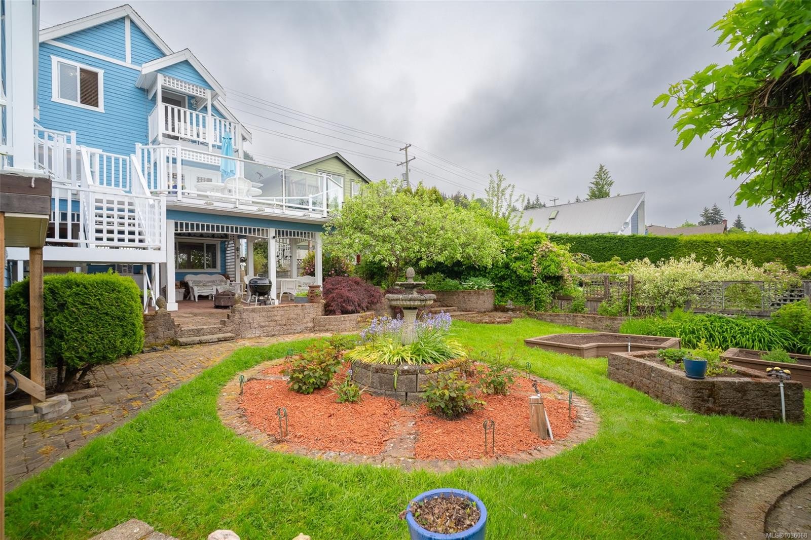437 Davis Rd, Ladysmith, BC