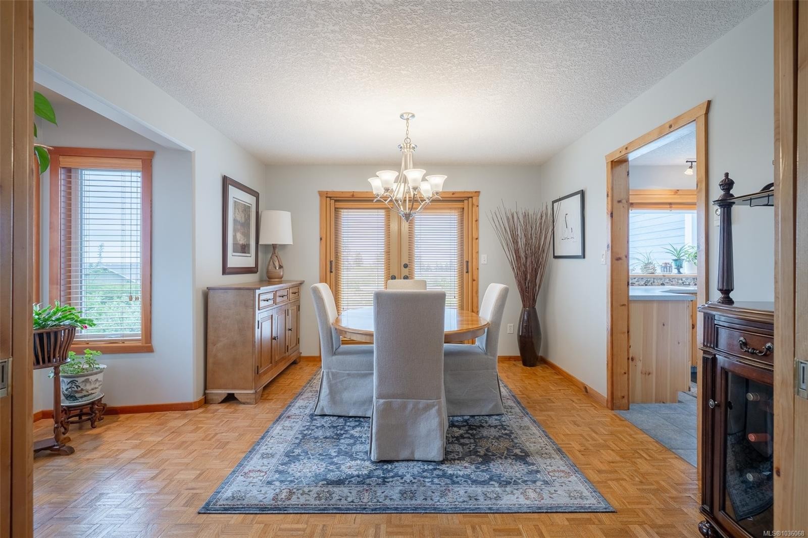 437 Davis Rd, Ladysmith, BC