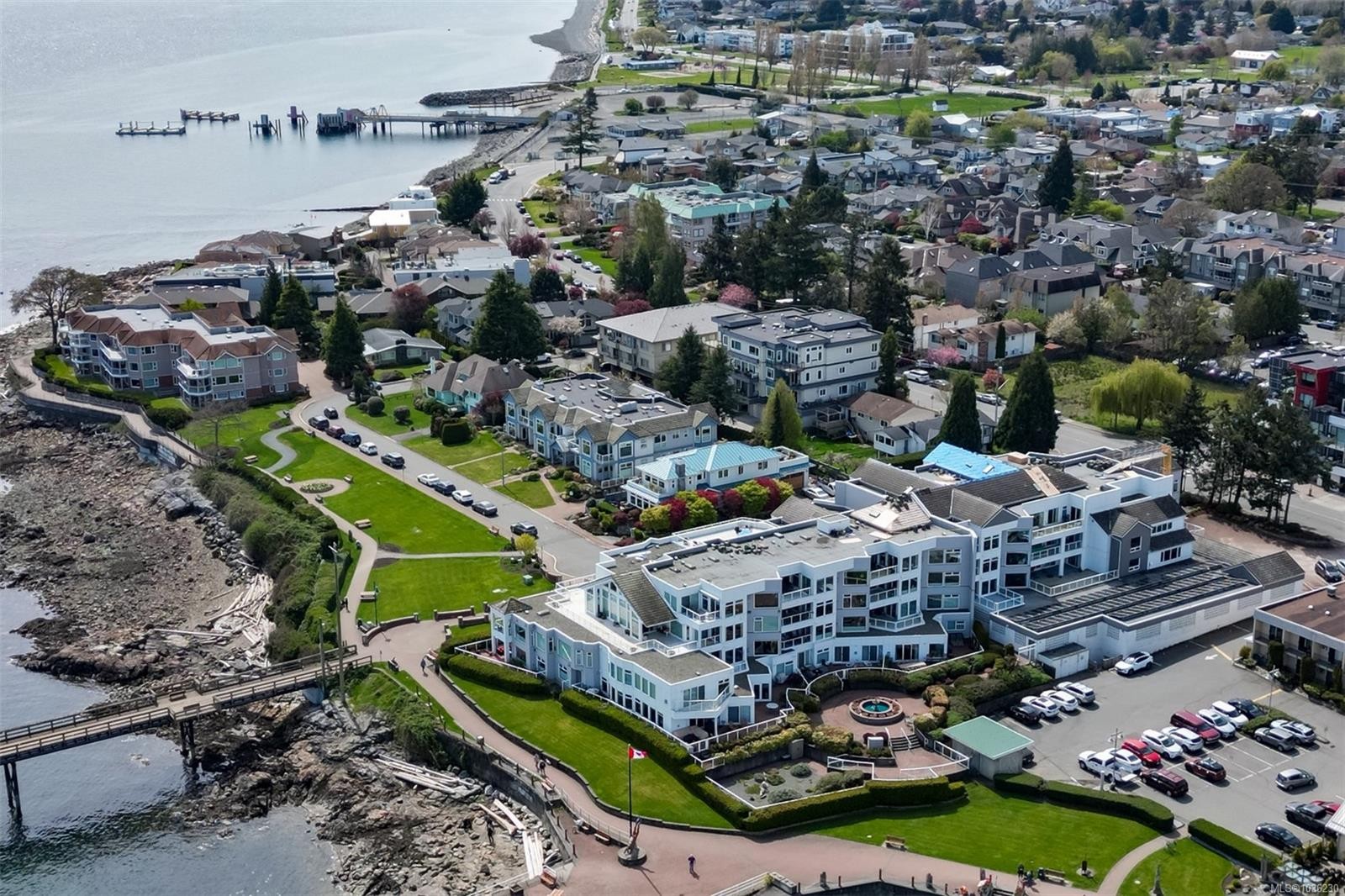 2535 Bevan Ave, Sidney, BC