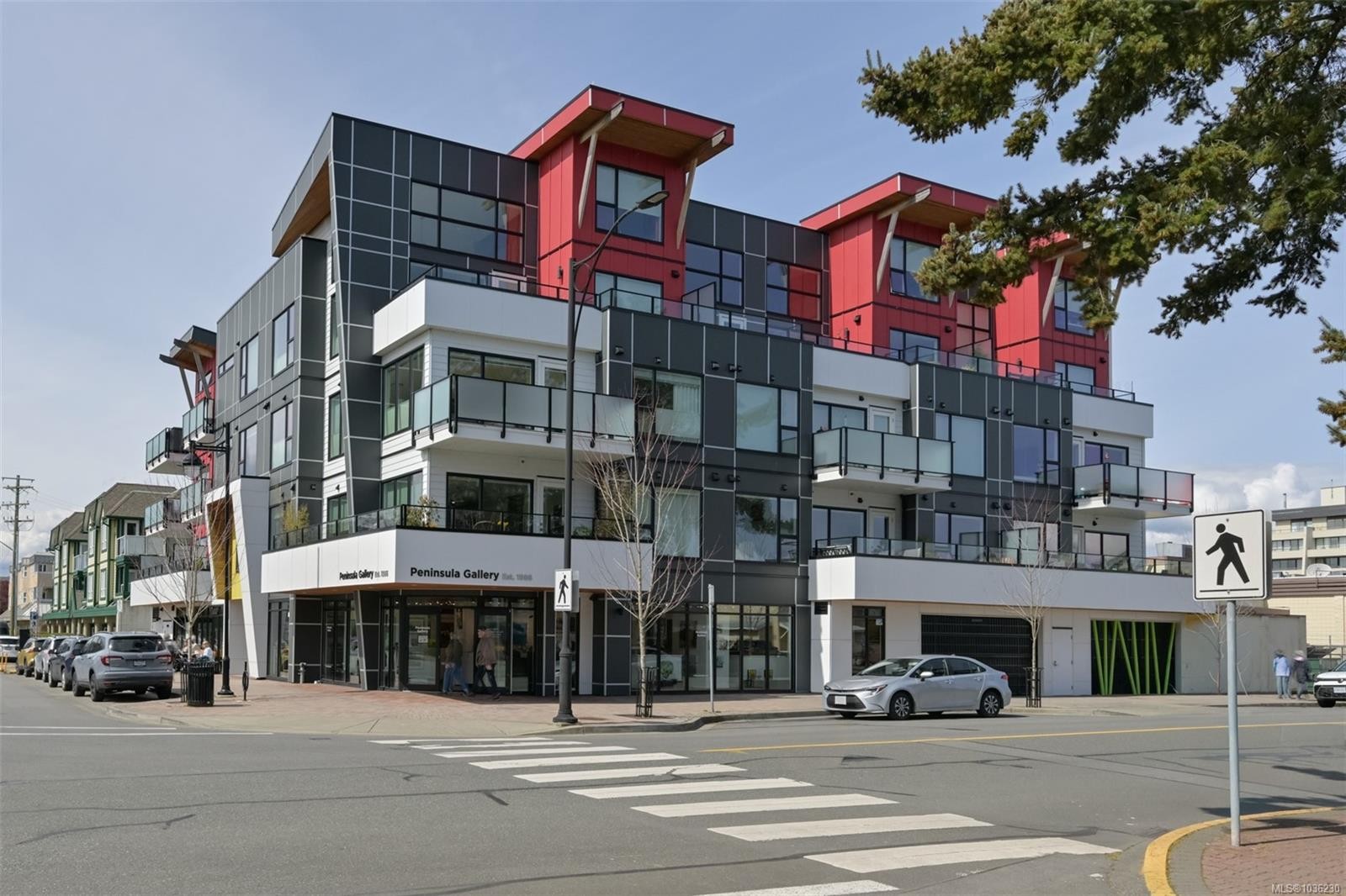 2535 Bevan Ave, Sidney, BC
