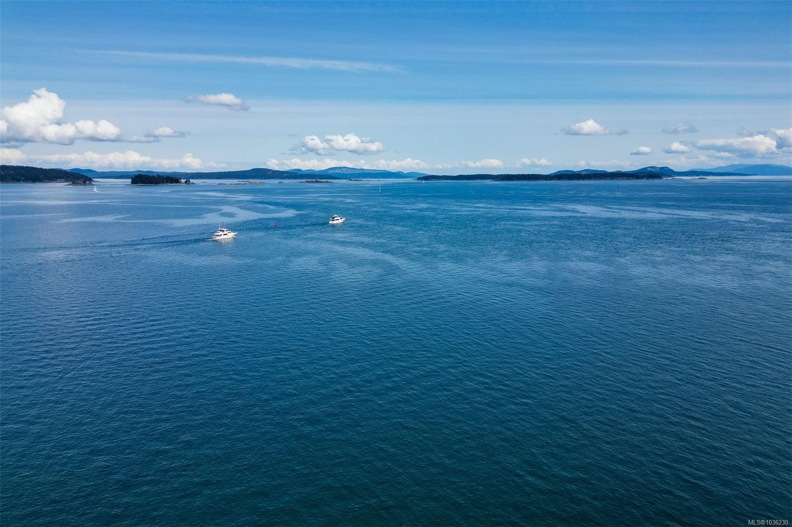 2535 Bevan Ave, Sidney, BC