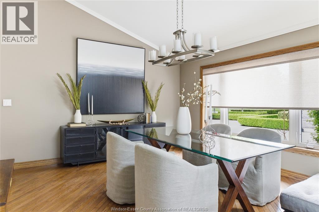 362 Pentilly, Tecumseh, ON - Indoor Photo Showing Dining Room