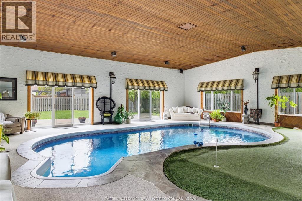 362 Pentilly, Tecumseh, ON - Outdoor With In Ground Pool