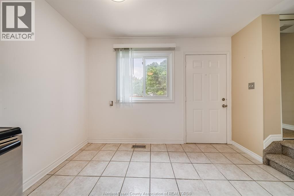 5486 Lassaline, Windsor, ON - Indoor Photo Showing Other Room