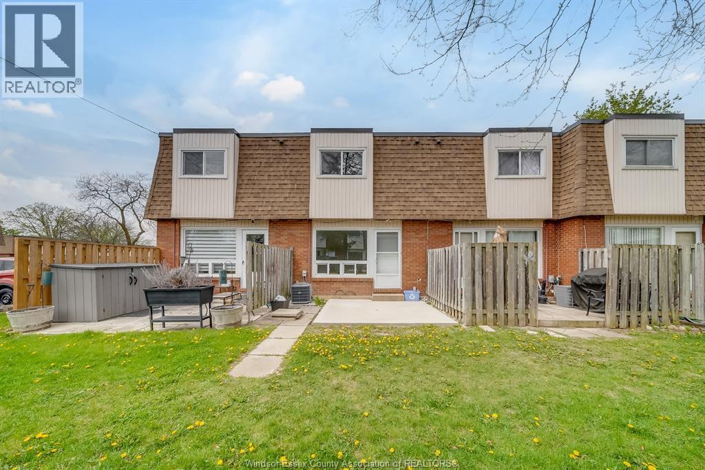 5486 Lassaline, Windsor, ON - Outdoor