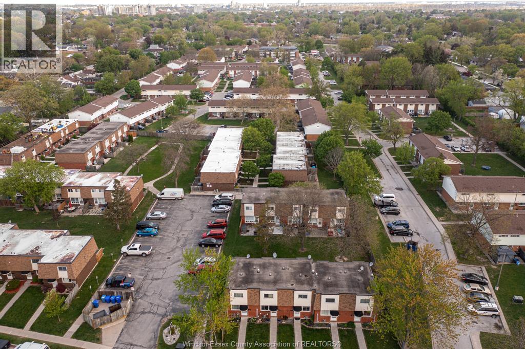 5486 Lassaline, Windsor, ON - Outdoor With View