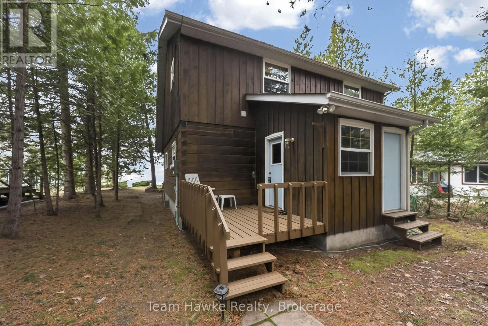 698 Tiny Beaches Road S, Tiny, ON - Outdoor