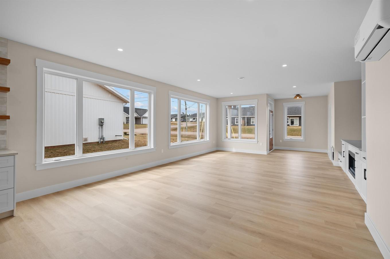 78 Abegweit Lane, North Rustico, PE - Indoor Photo Showing Living Room