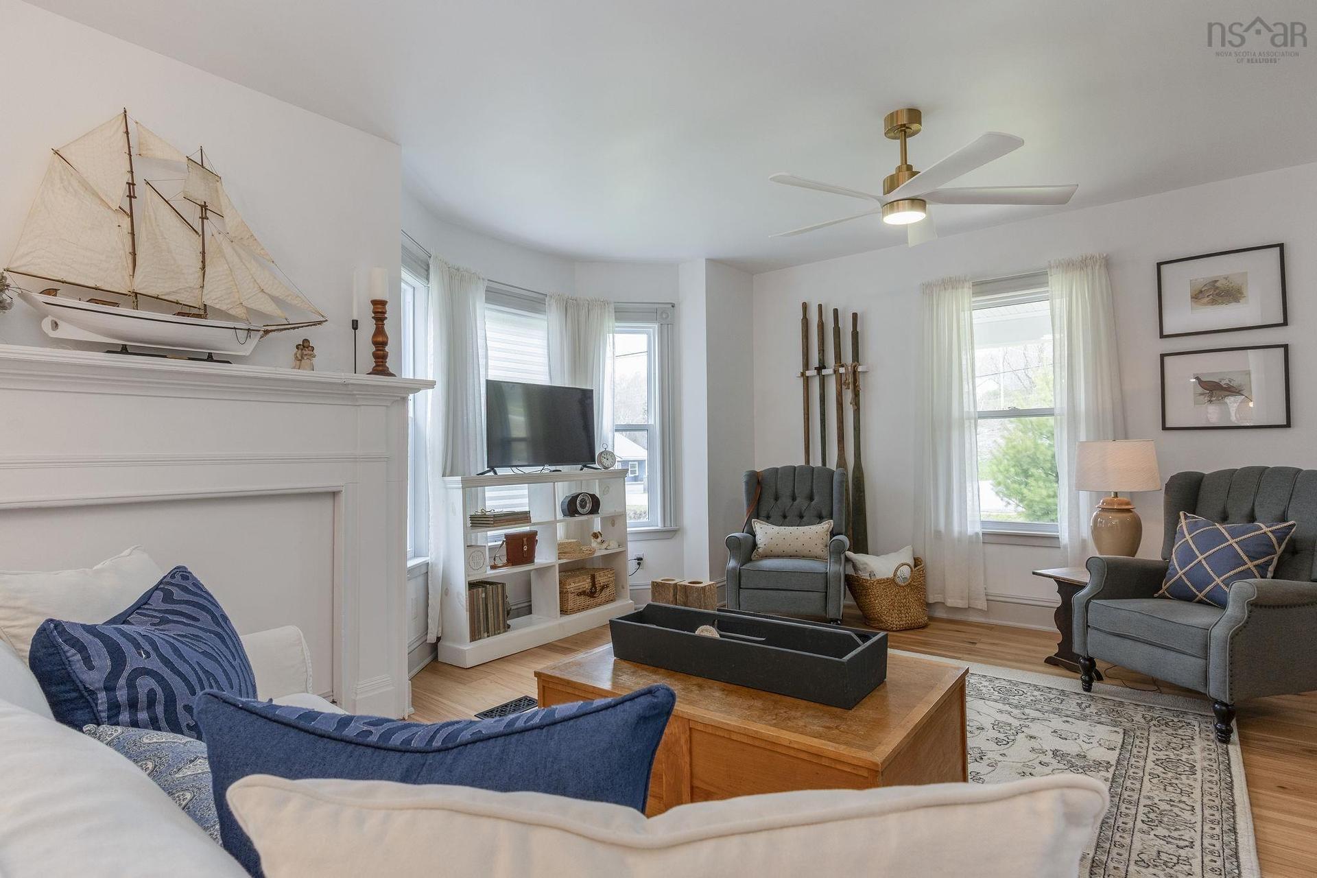 472 Highway 1, Smiths Cove, NS