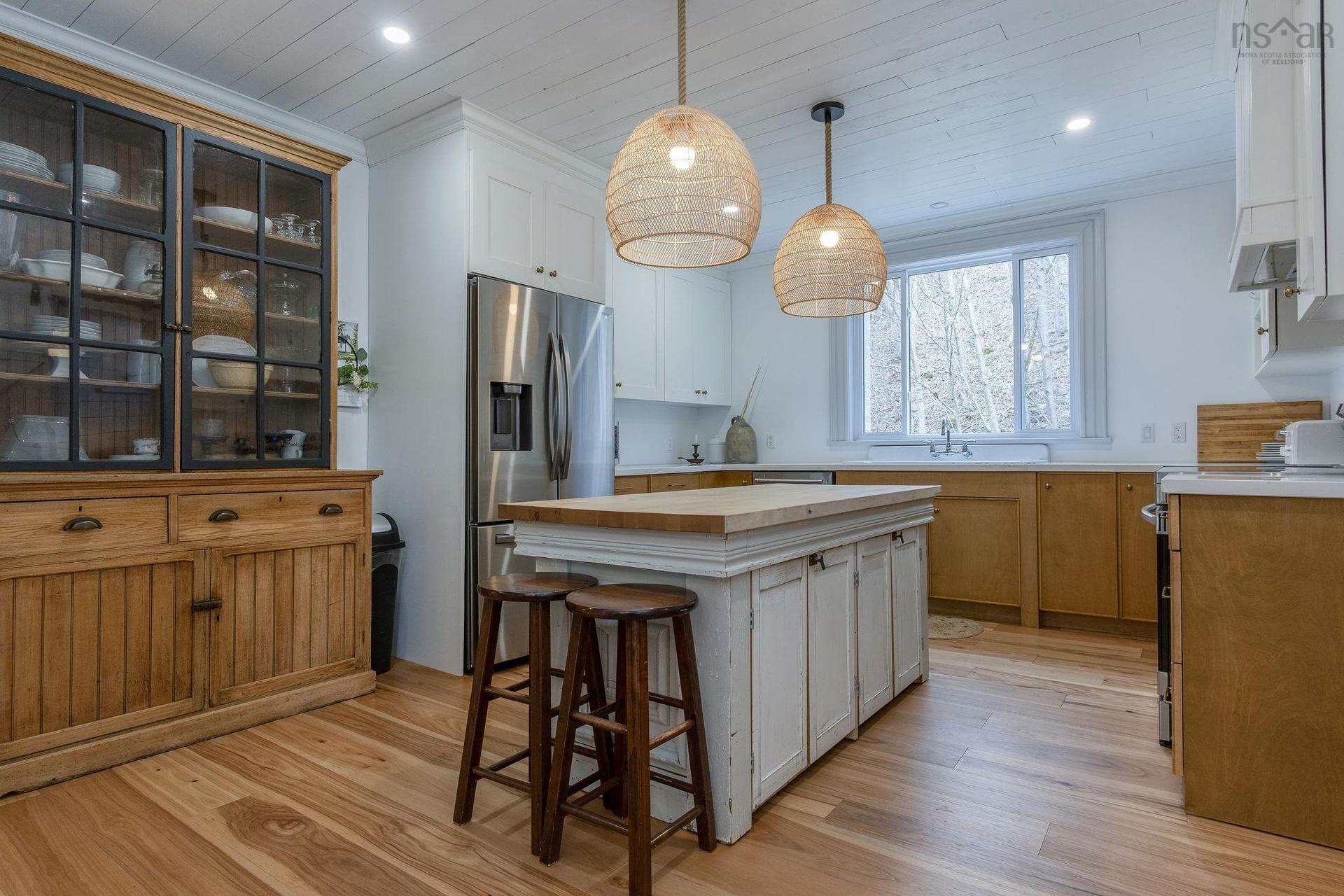 472 Highway 1, Smiths Cove, NS