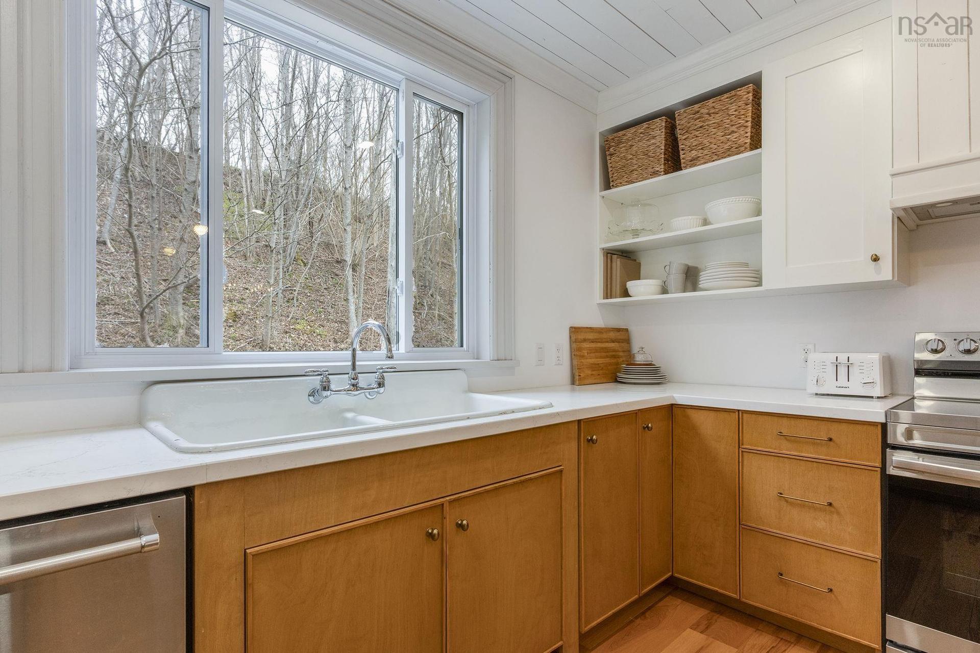 472 Highway 1, Smiths Cove, NS