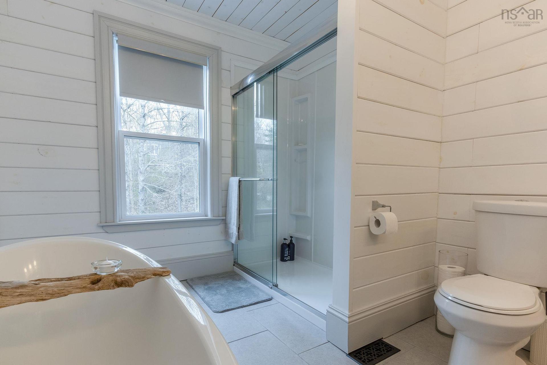 472 Highway 1, Smiths Cove, NS