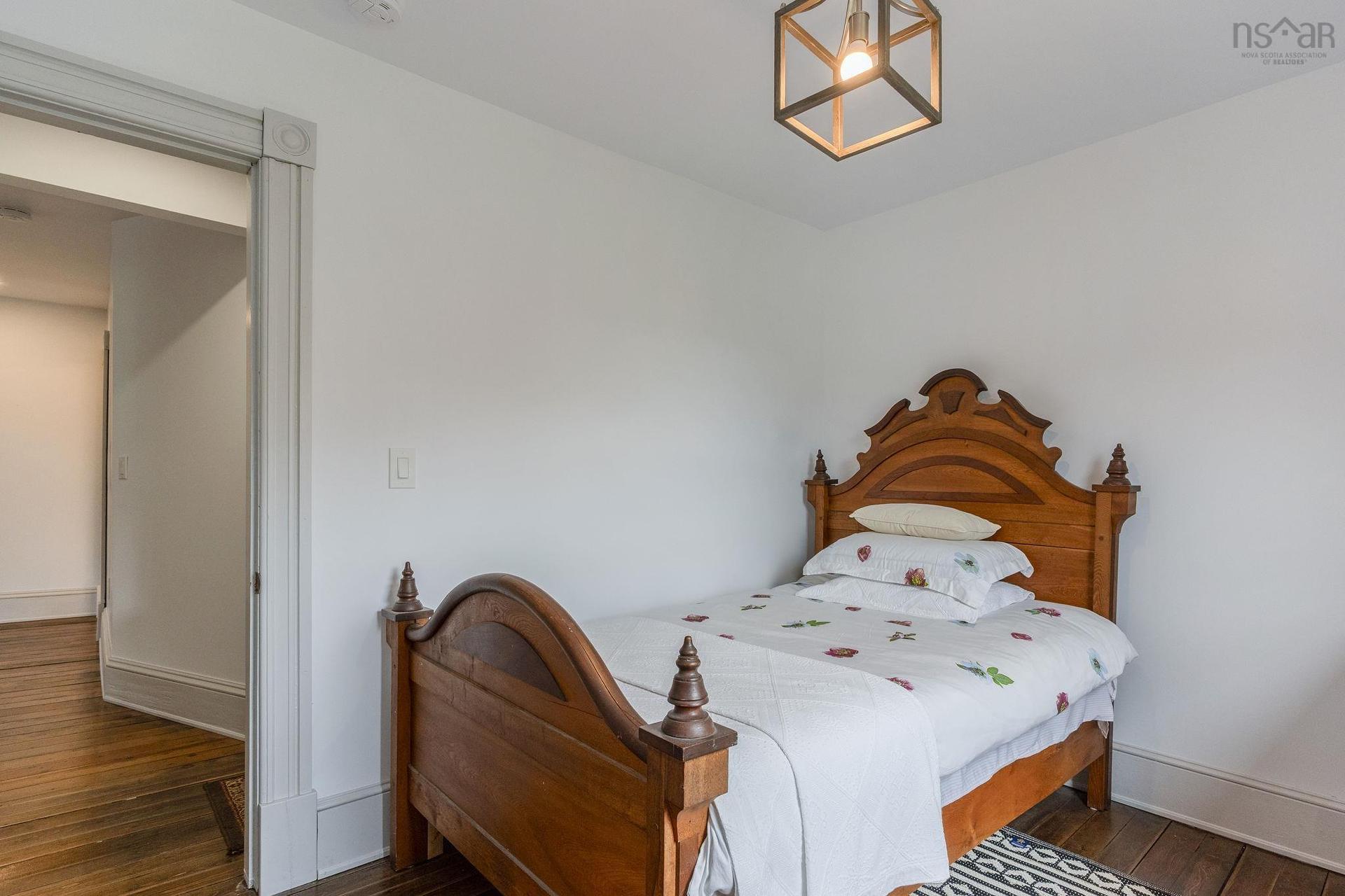 472 Highway 1, Smiths Cove, NS