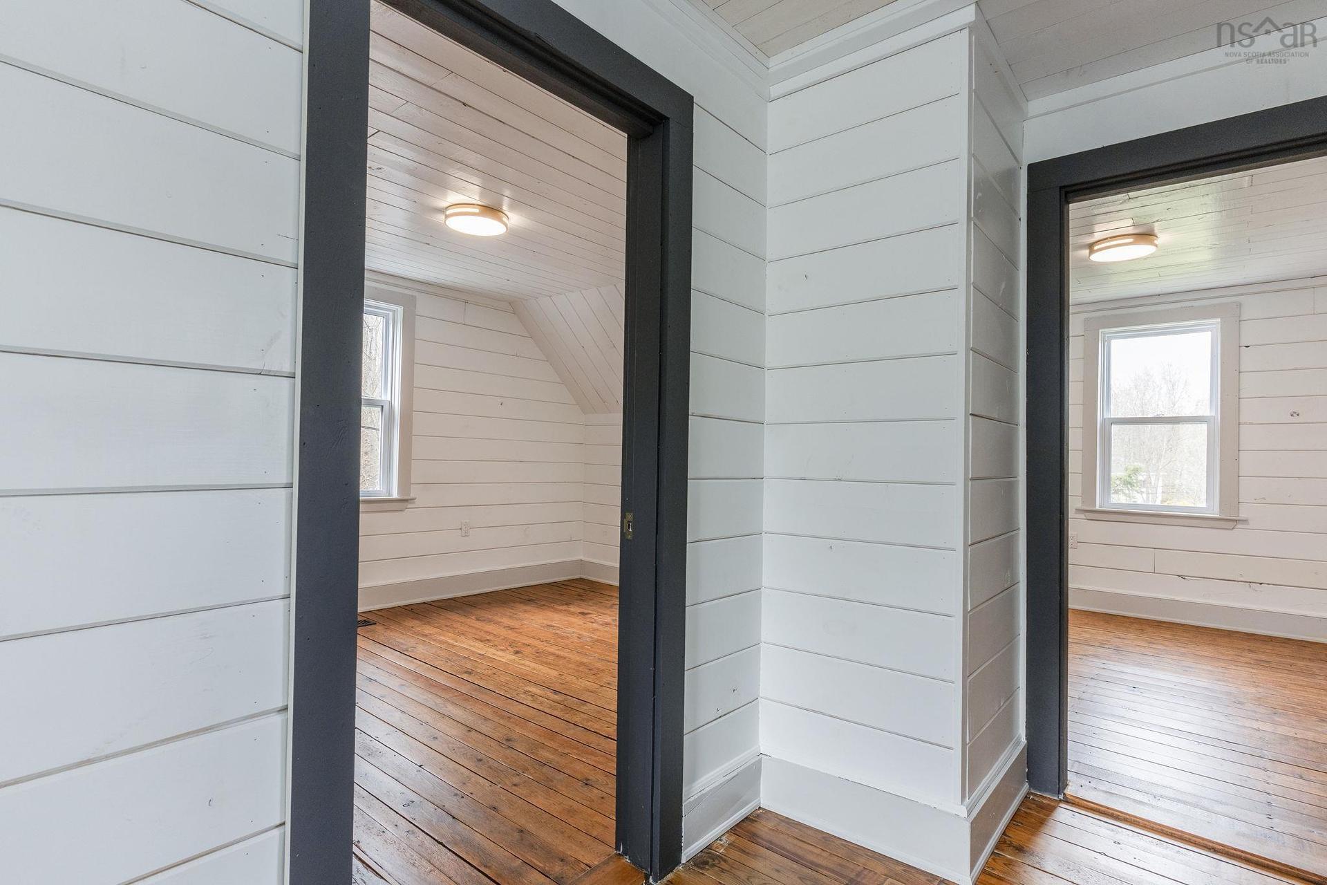 472 Highway 1, Smiths Cove, NS
