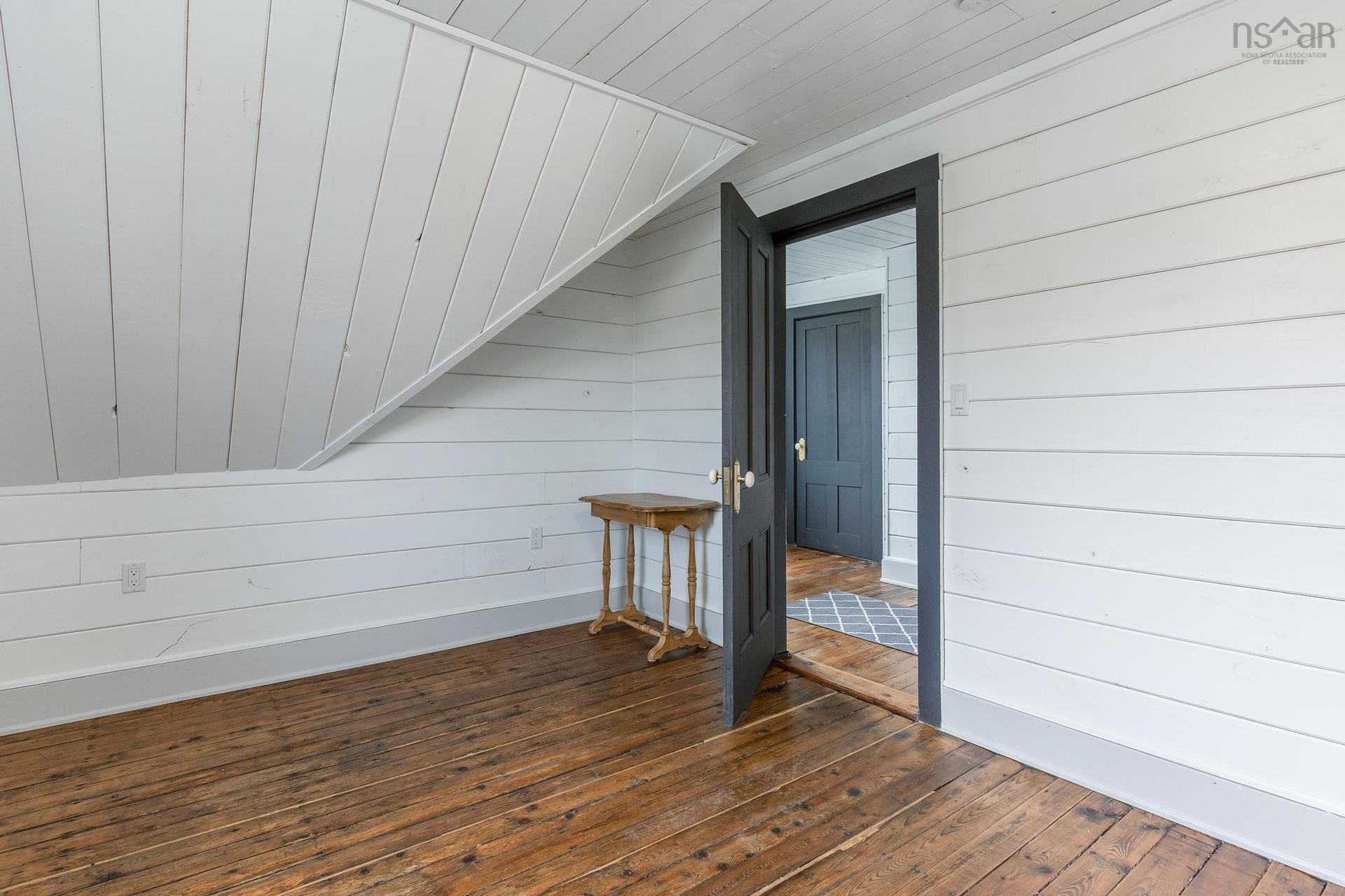 472 Highway 1, Smiths Cove, NS