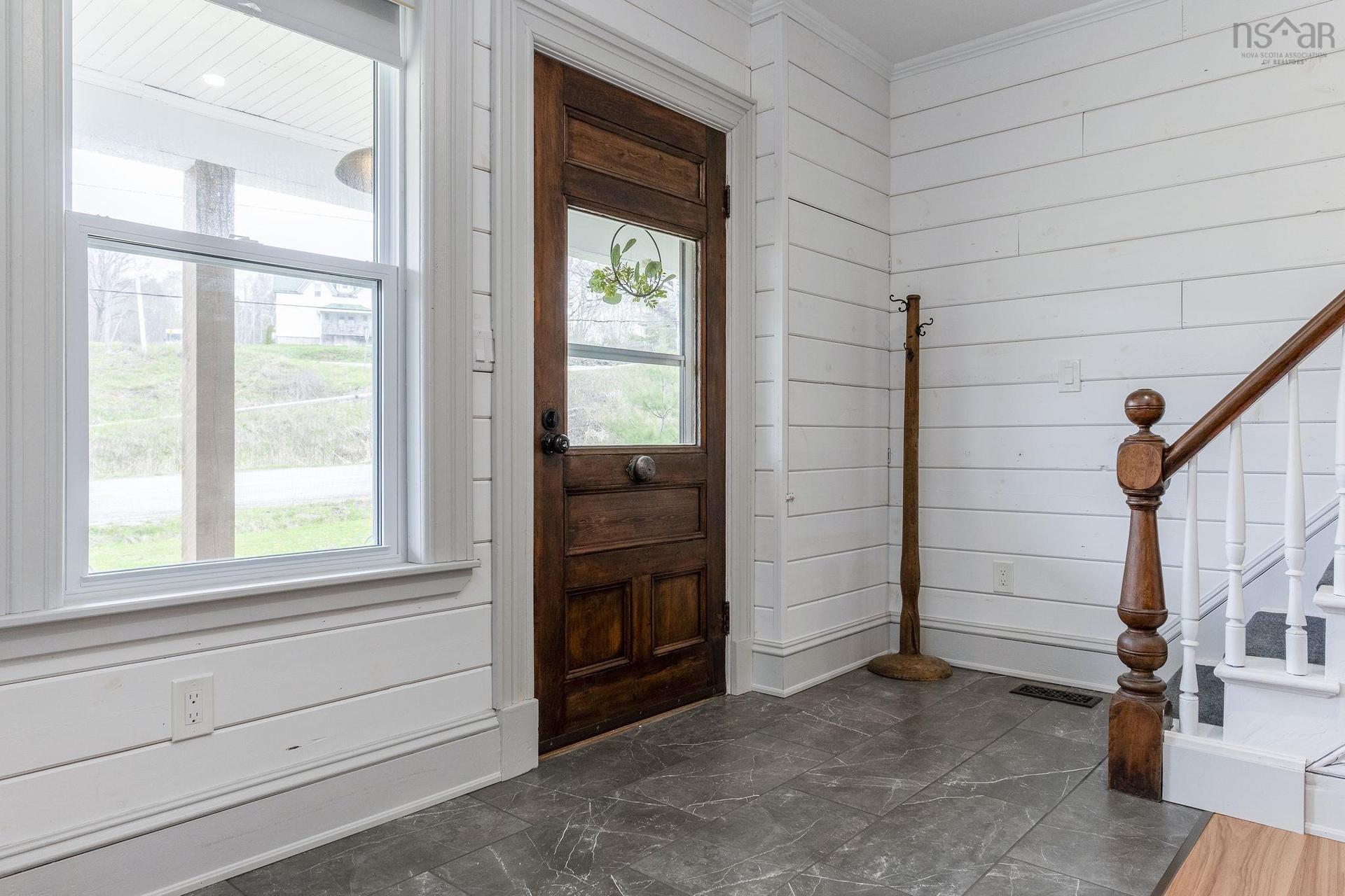 472 Highway 1, Smiths Cove, NS