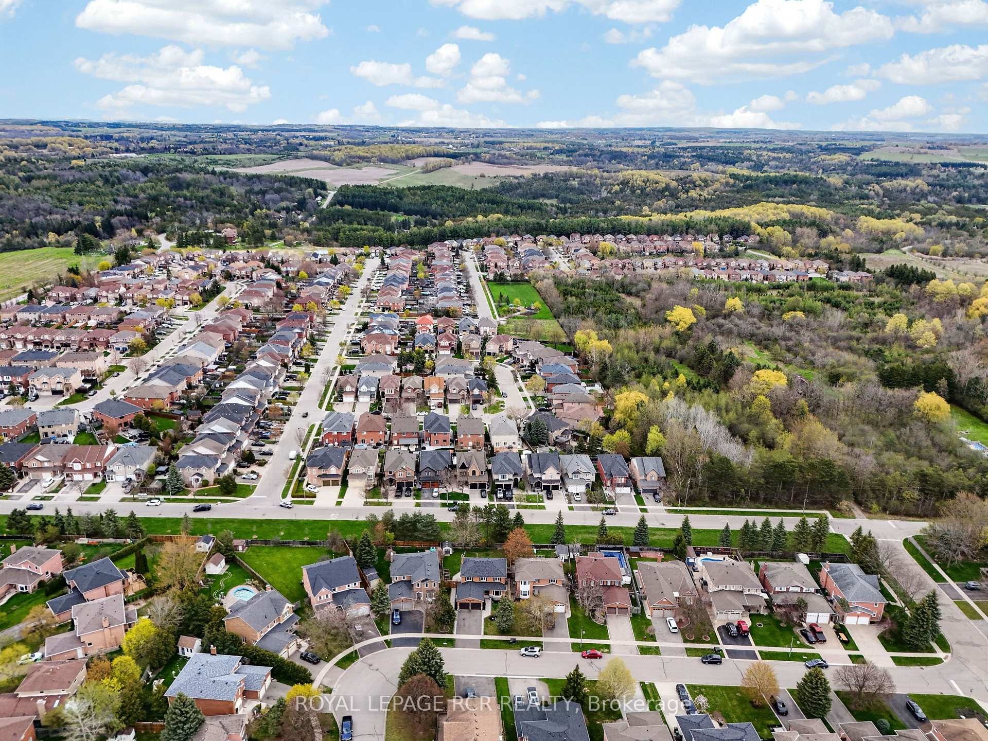 35 Mccabe Crescent, Caledon, ON - Outdoor With View