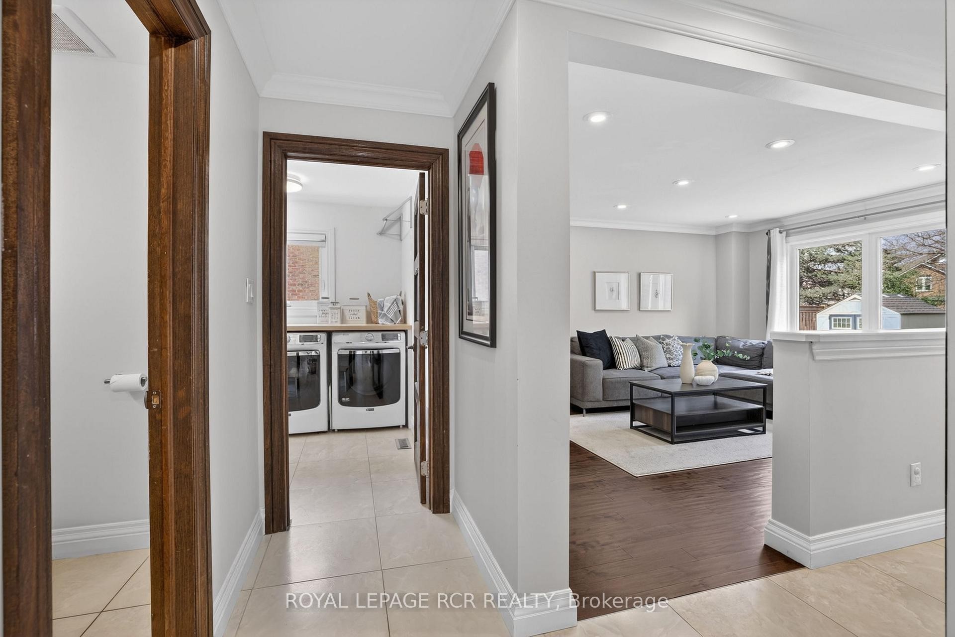 35 Mccabe Crescent, Caledon, ON - Indoor Photo Showing Other Room