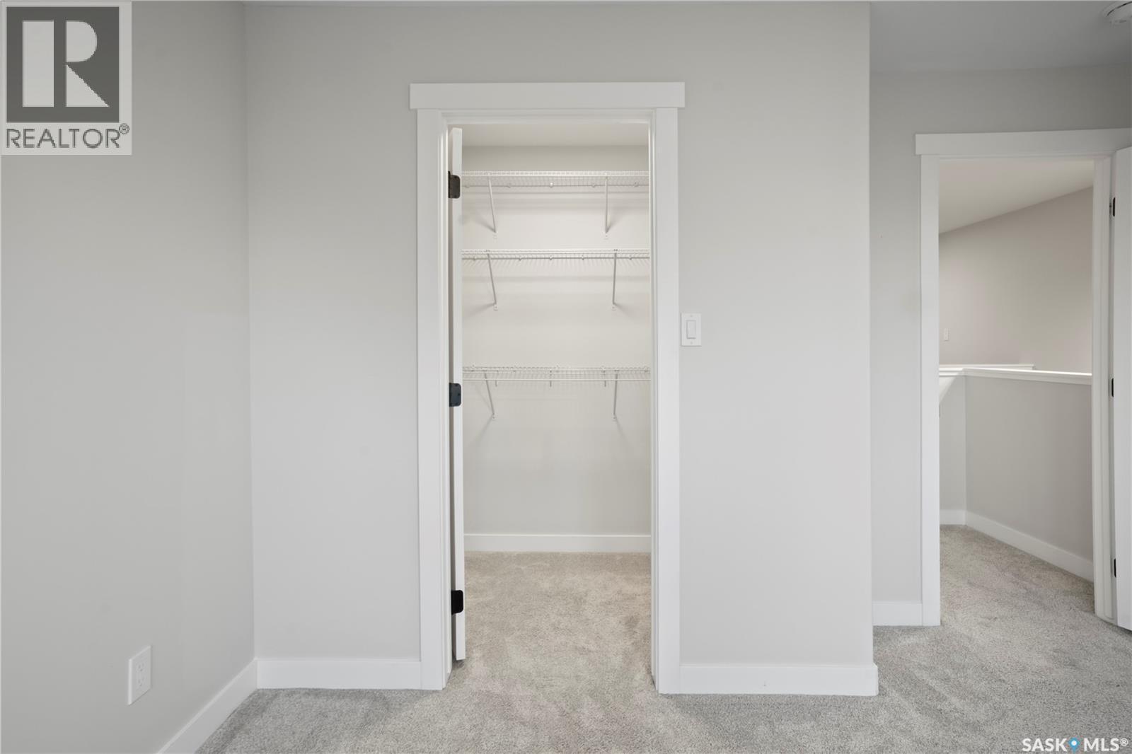 4744 Buckingham Drive, Regina, SK - Indoor Photo Showing Other Room