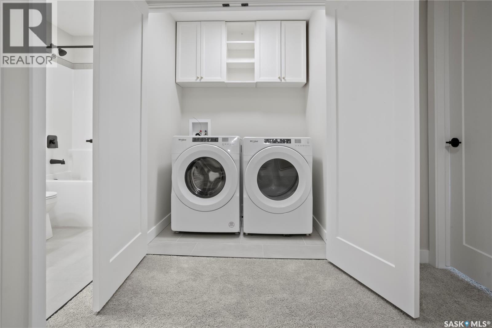 4744 Buckingham Drive, Regina, SK - Indoor Photo Showing Laundry Room