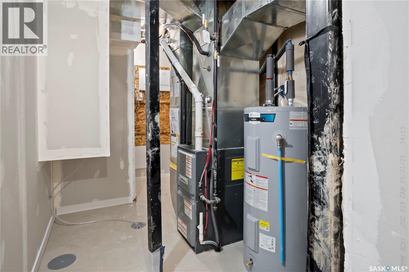 4744 Buckingham Drive, Regina, SK - Indoor Photo Showing Basement