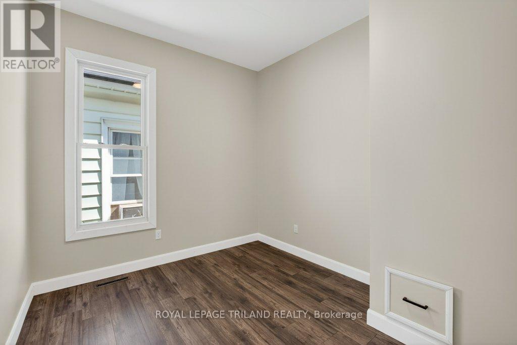73.5 Hughes Street, St. Thomas, ON - Indoor Photo Showing Other Room