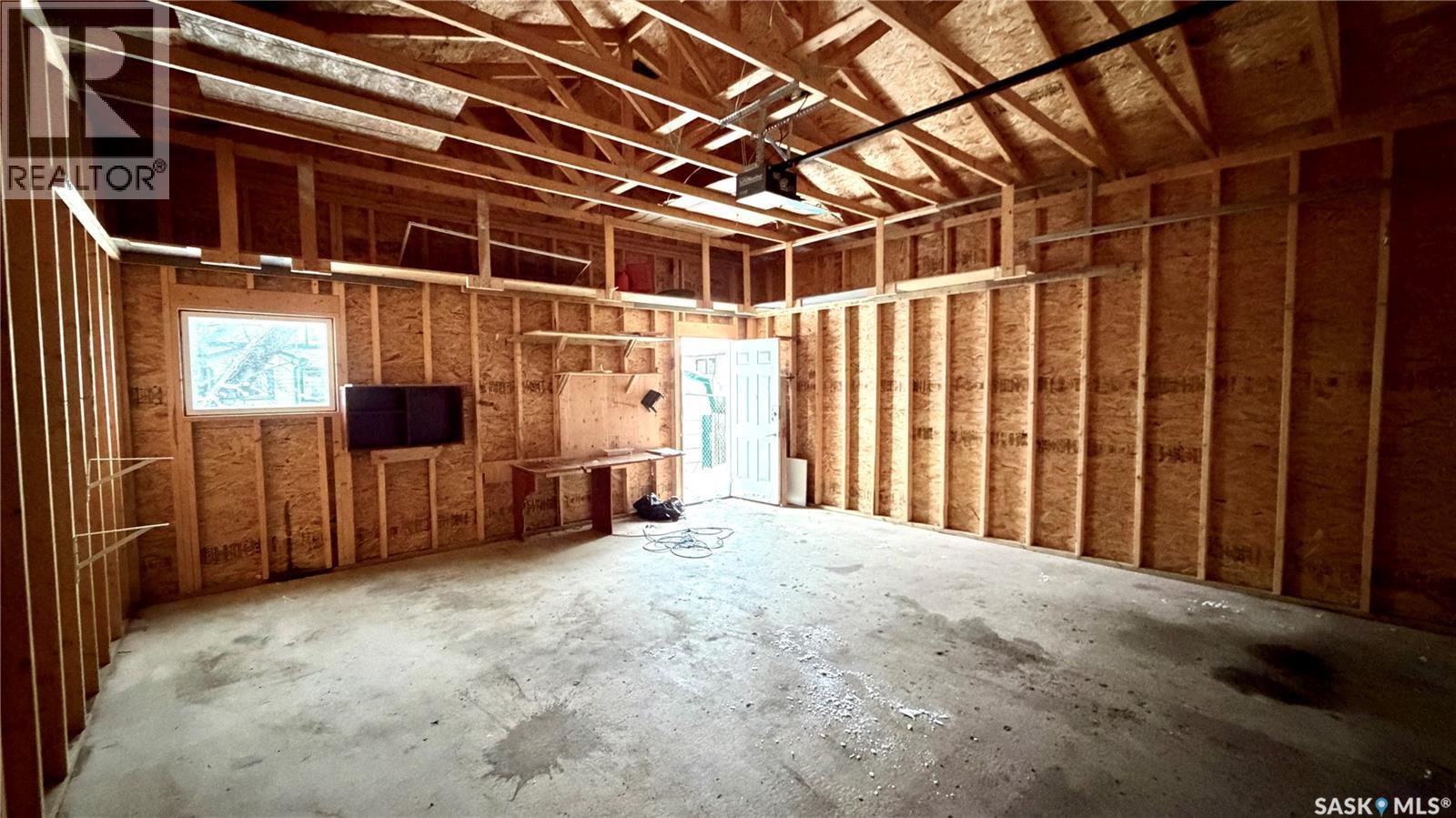 217 L Avenue N, Saskatoon, SK - Indoor Photo Showing Other Room