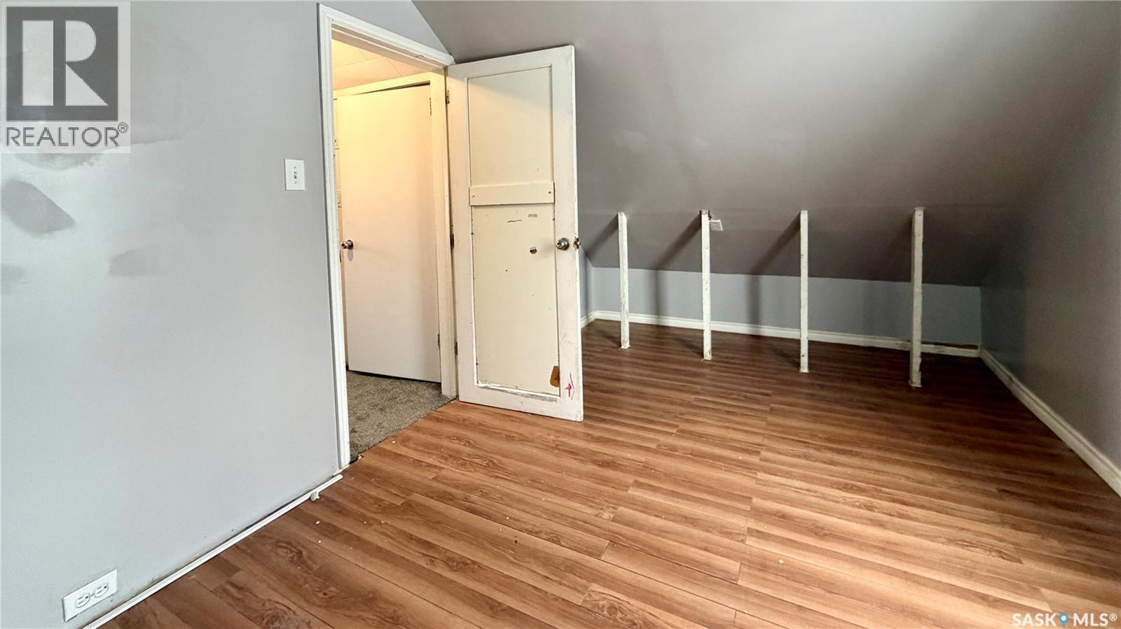 217 L Avenue N, Saskatoon, SK - Indoor Photo Showing Other Room