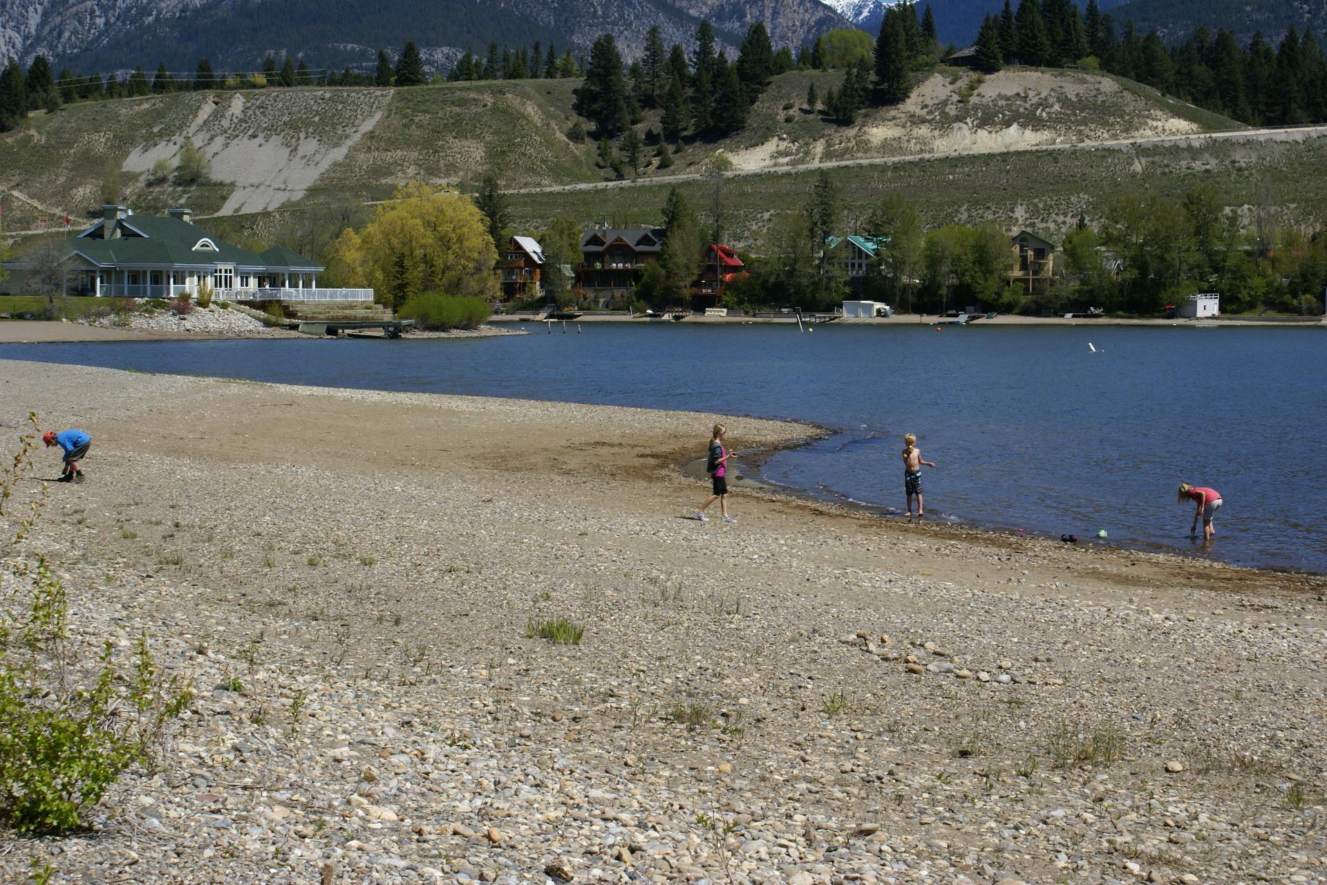 3412-205 Third Avenue, Invermere, BC - Outdoor