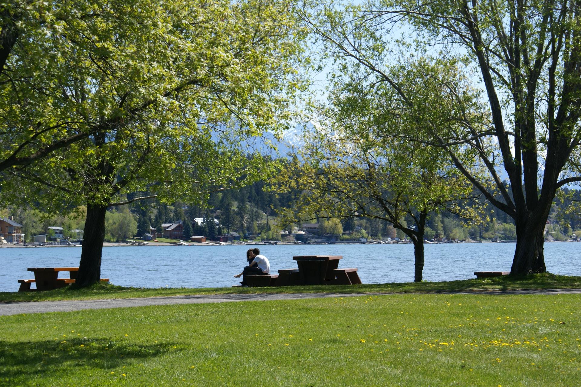 3412-205 Third Avenue, Invermere, BC - Outdoor With Body Of Water