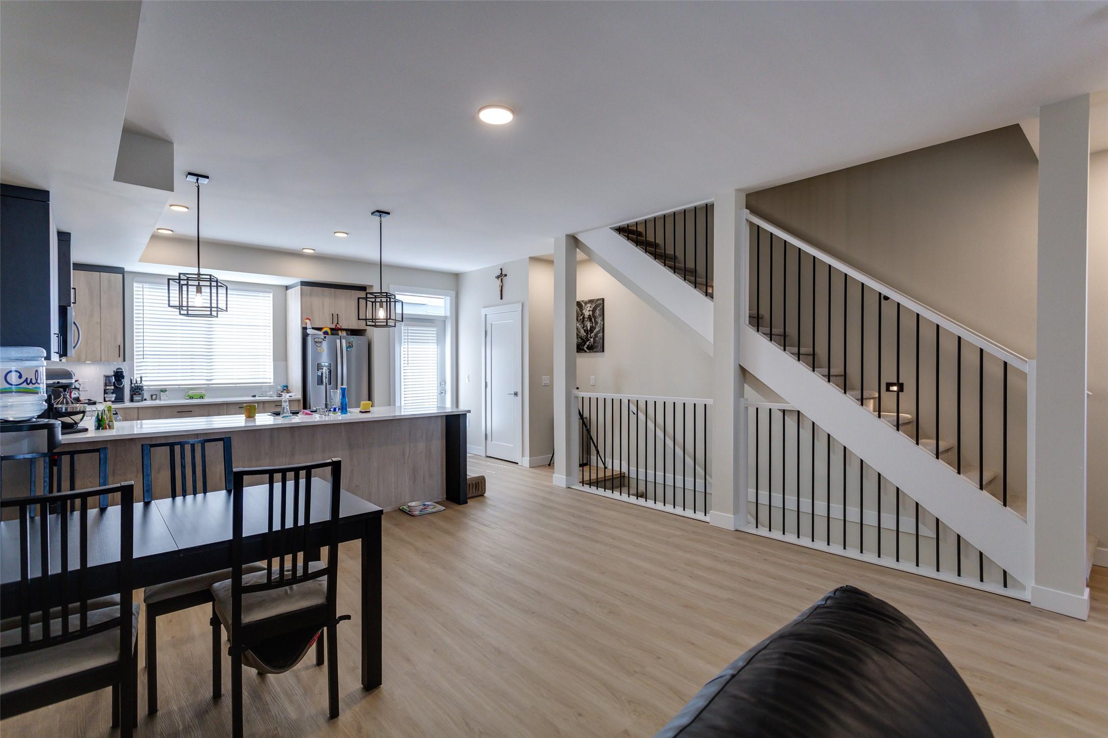 172-4025 Gellatly Road, West Kelowna, BC - Indoor