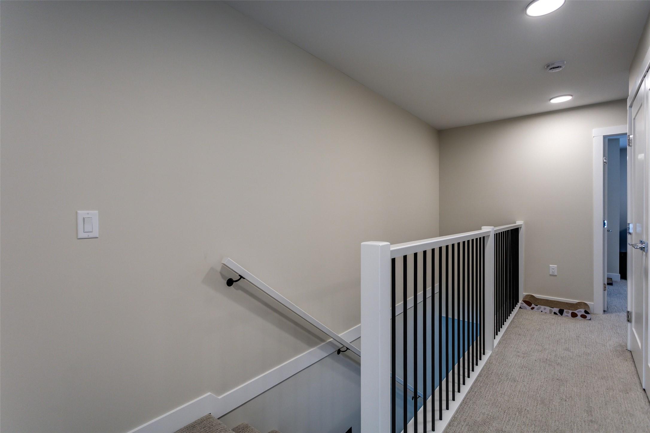172-4025 Gellatly Road, West Kelowna, BC - Indoor Photo Showing Other Room