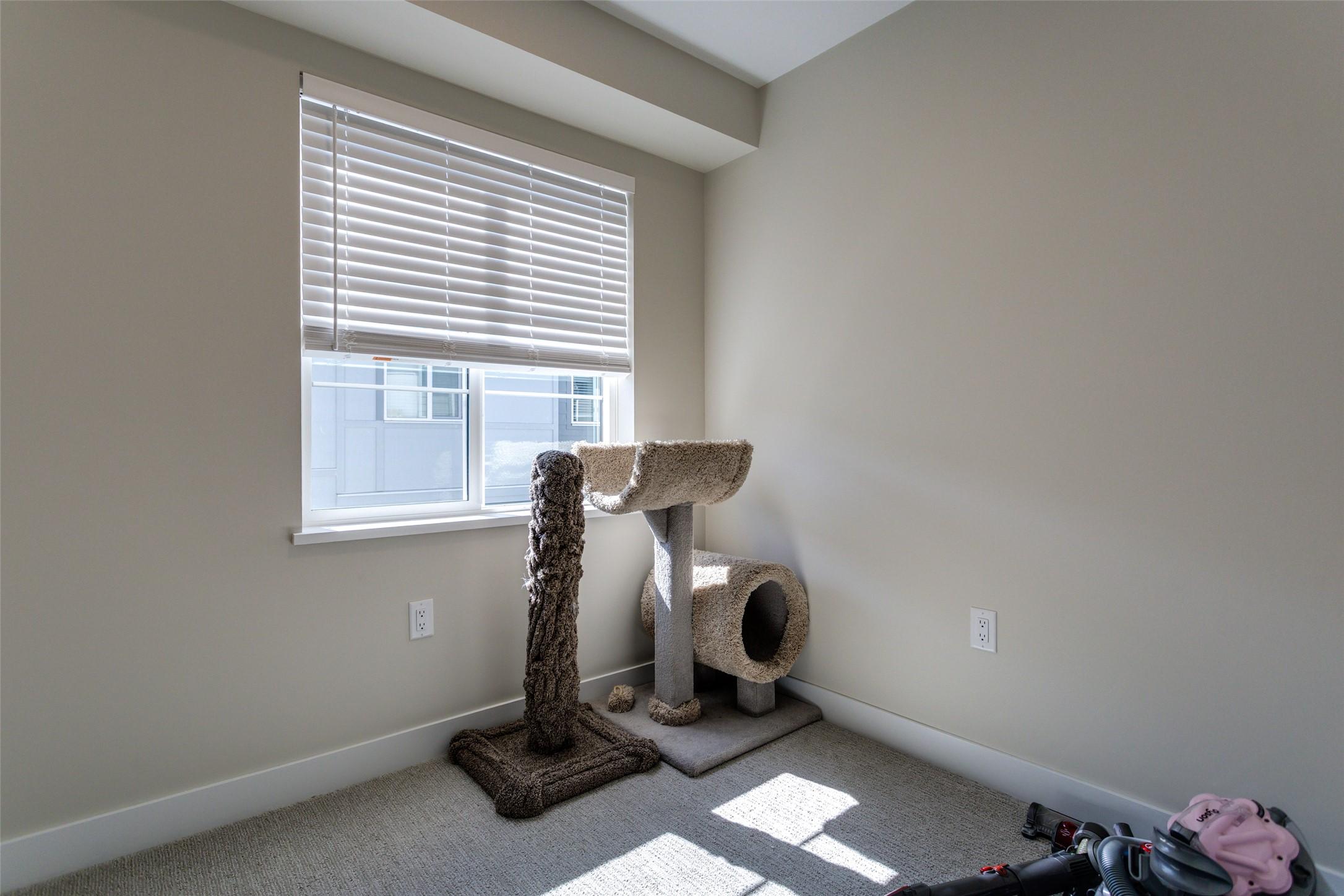 172-4025 Gellatly Road, West Kelowna, BC - Indoor Photo Showing Other Room