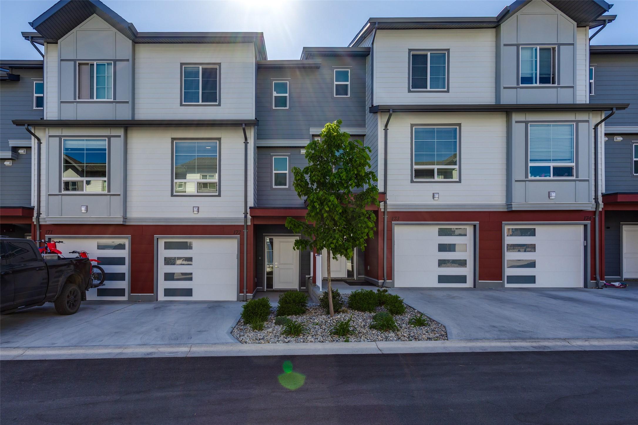 172-4025 Gellatly Road, West Kelowna, BC - Outdoor With Facade