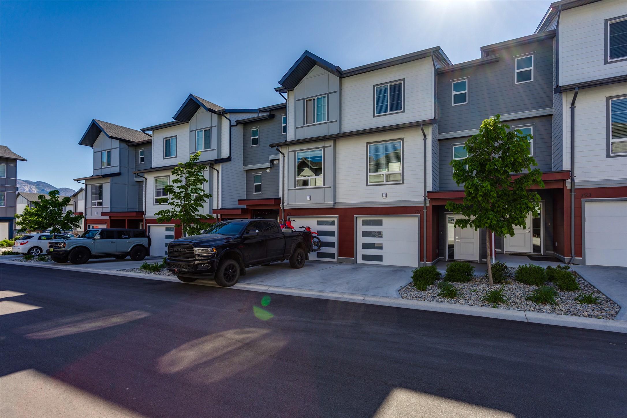 172-4025 Gellatly Road, West Kelowna, BC - Outdoor With Facade