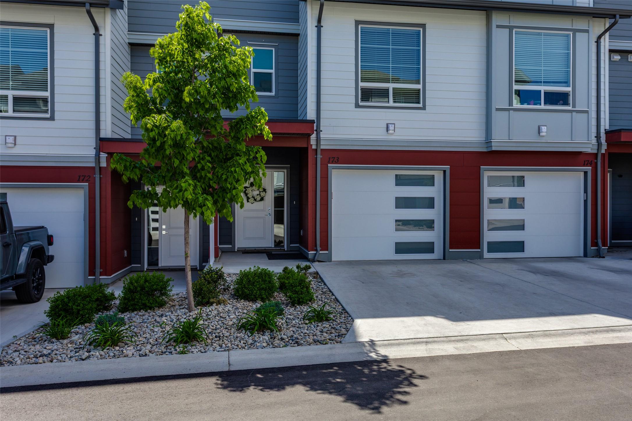 173-4025 Gellatly Road, West Kelowna, BC - Outdoor With Facade
