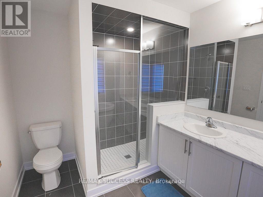 605 Etheridge Avenue, Milton, ON