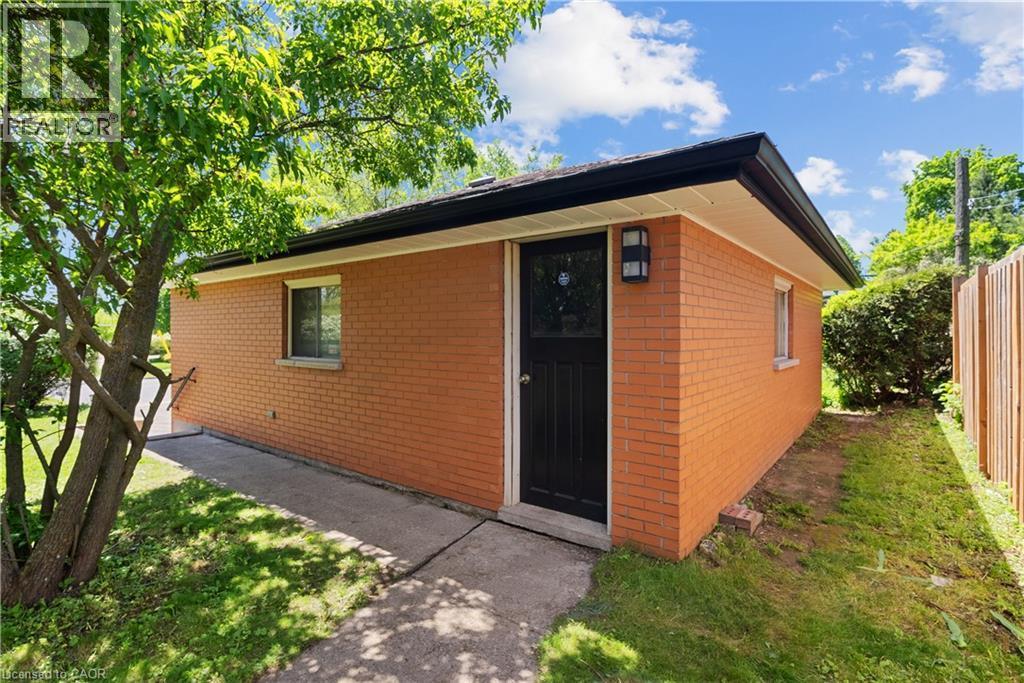 2 Westmount Road, Guelph, ON