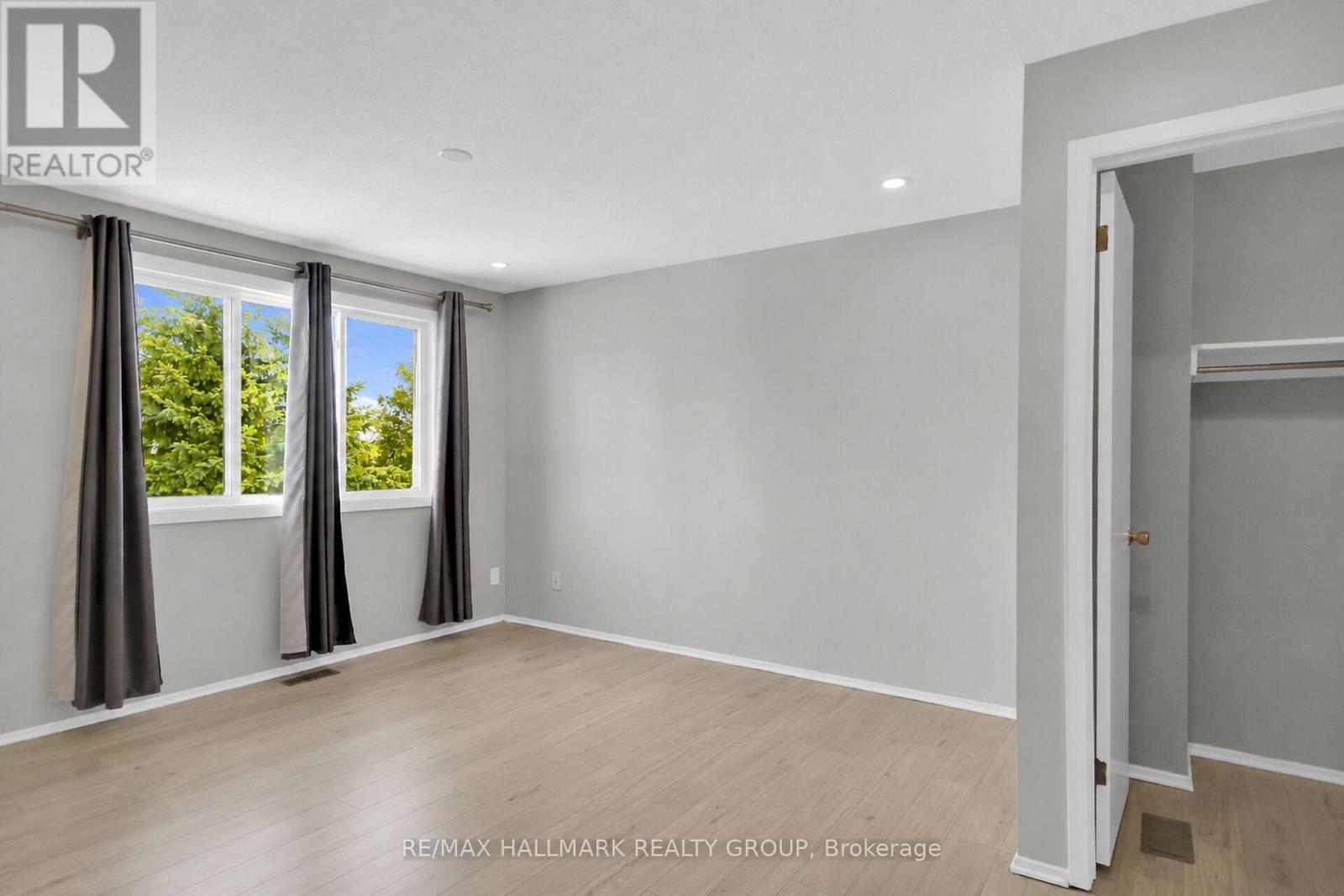 13 Coolspring Crescent, Ottawa, ON