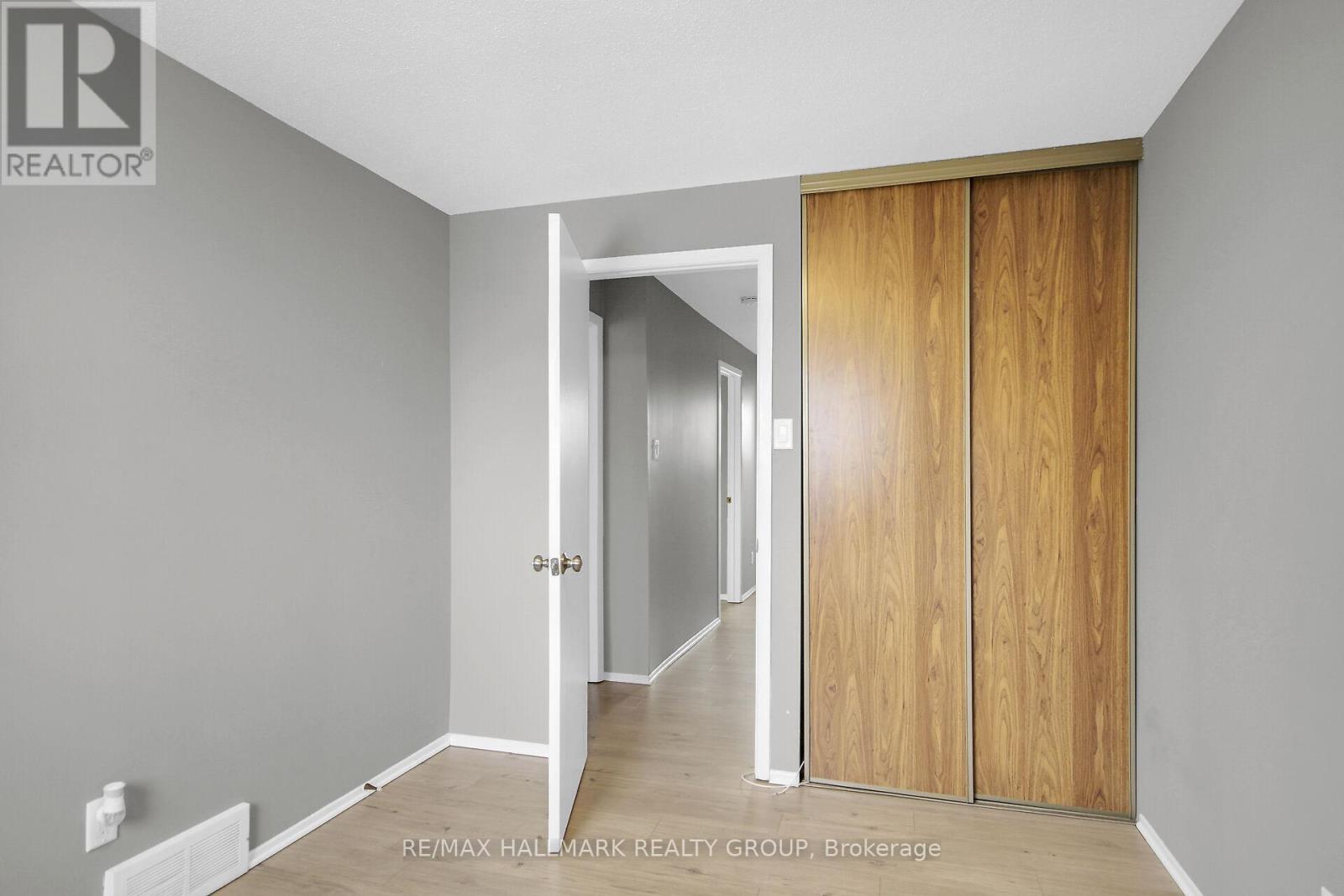 13 Coolspring Crescent, Ottawa, ON
