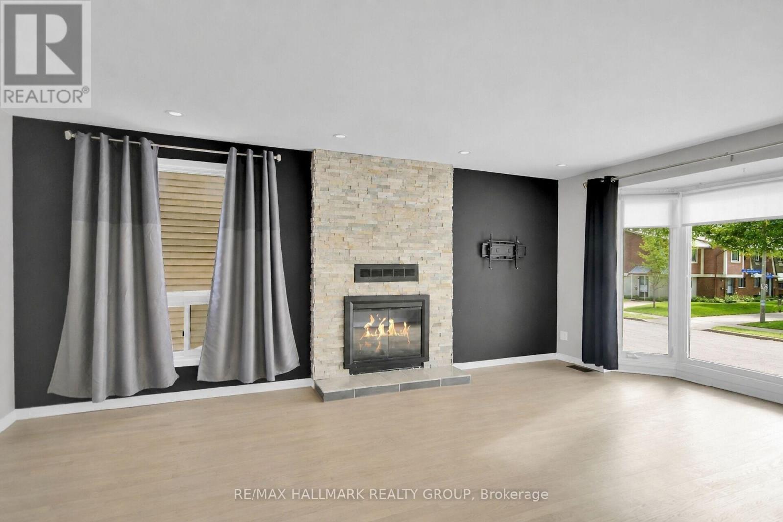 13 Coolspring Crescent, Ottawa, ON