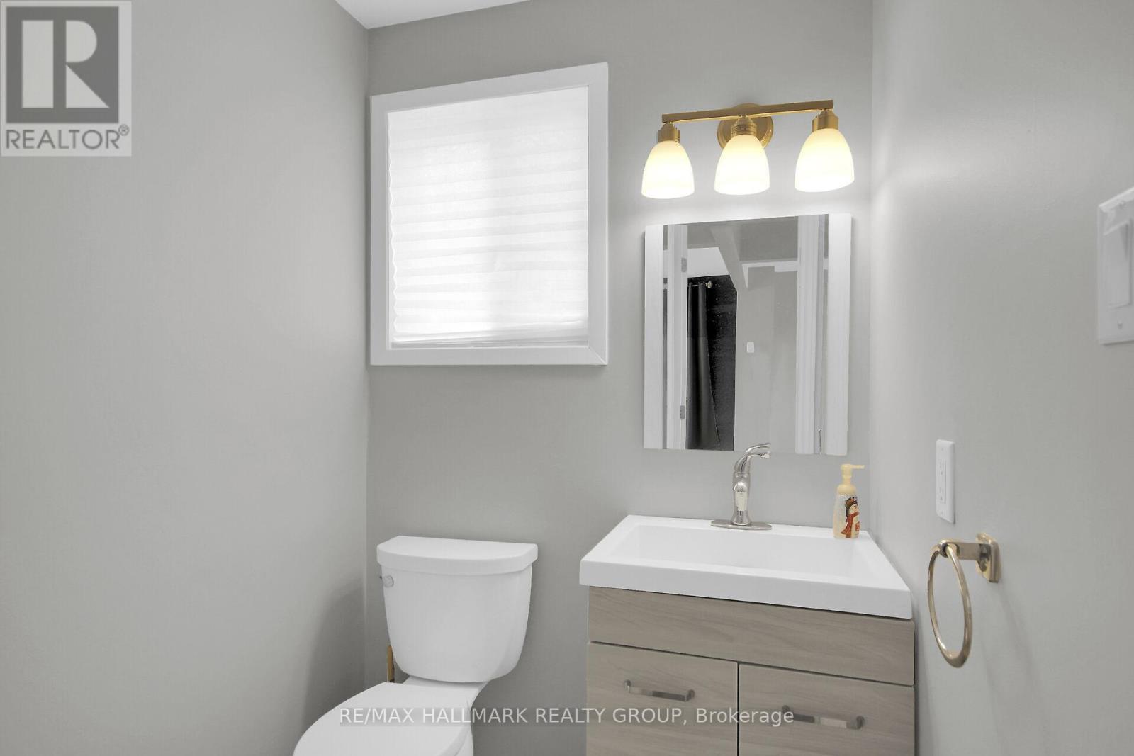 13 Coolspring Crescent, Ottawa, ON