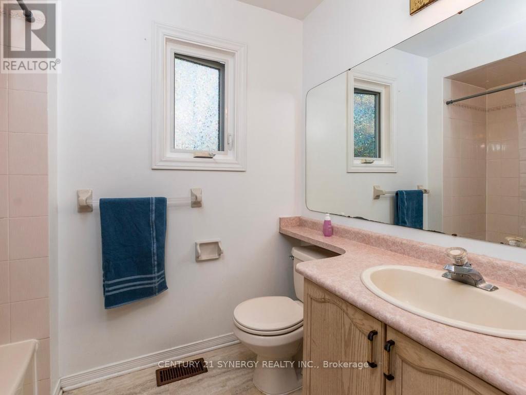 4 piece ensuite bath - 1 Winnegreen Court, Ottawa, ON