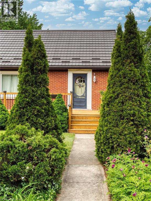 5 Brentwood Avenue, Kitchener, ON